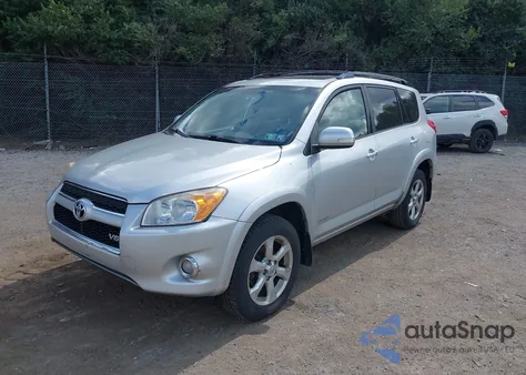 2010 Toyota Rav4 Limited V6 z USA, uszkodzony, nr VIN JTMDK4DV7AD012679